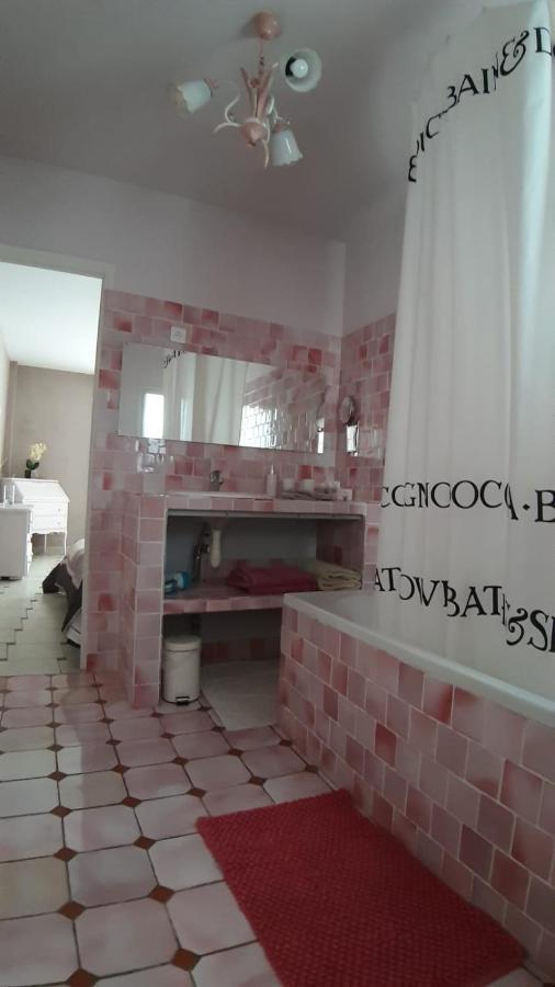 Mas Des Cigognes Bed and Breakfast Le Thor Eksteriør billede